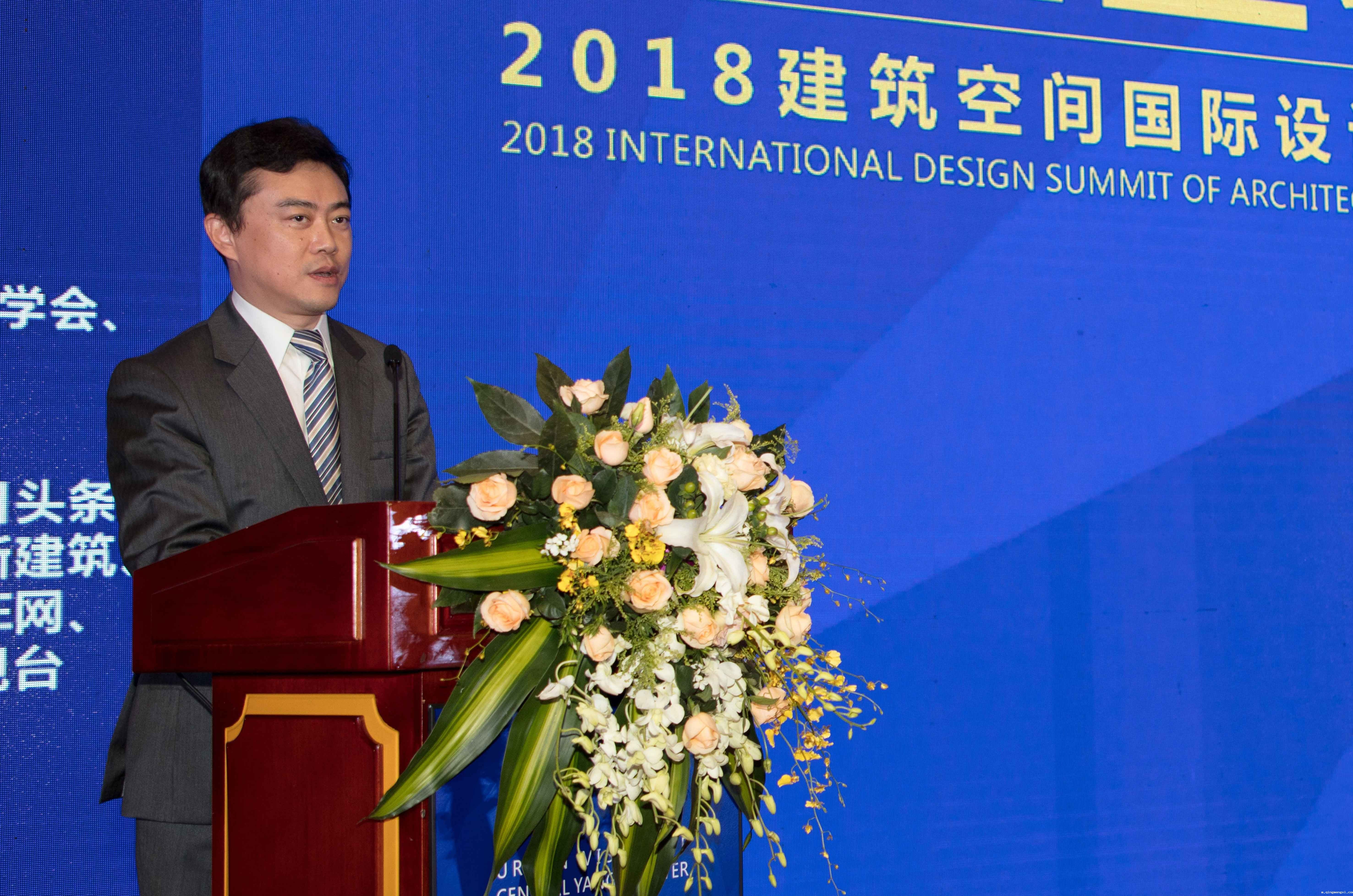 164845849.jpg 严斌.jpg