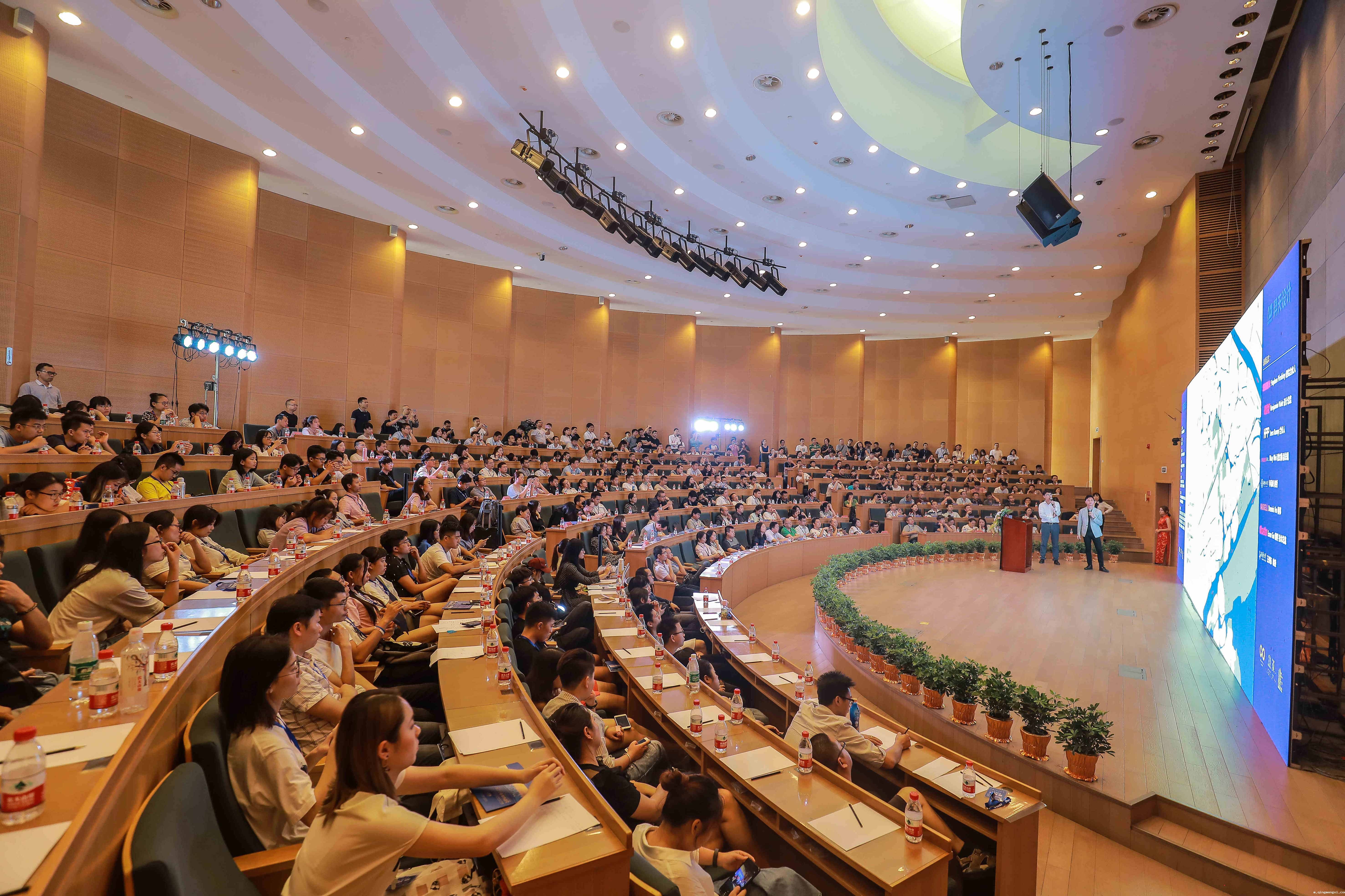 170354343.jpg CHEN0691.jpg