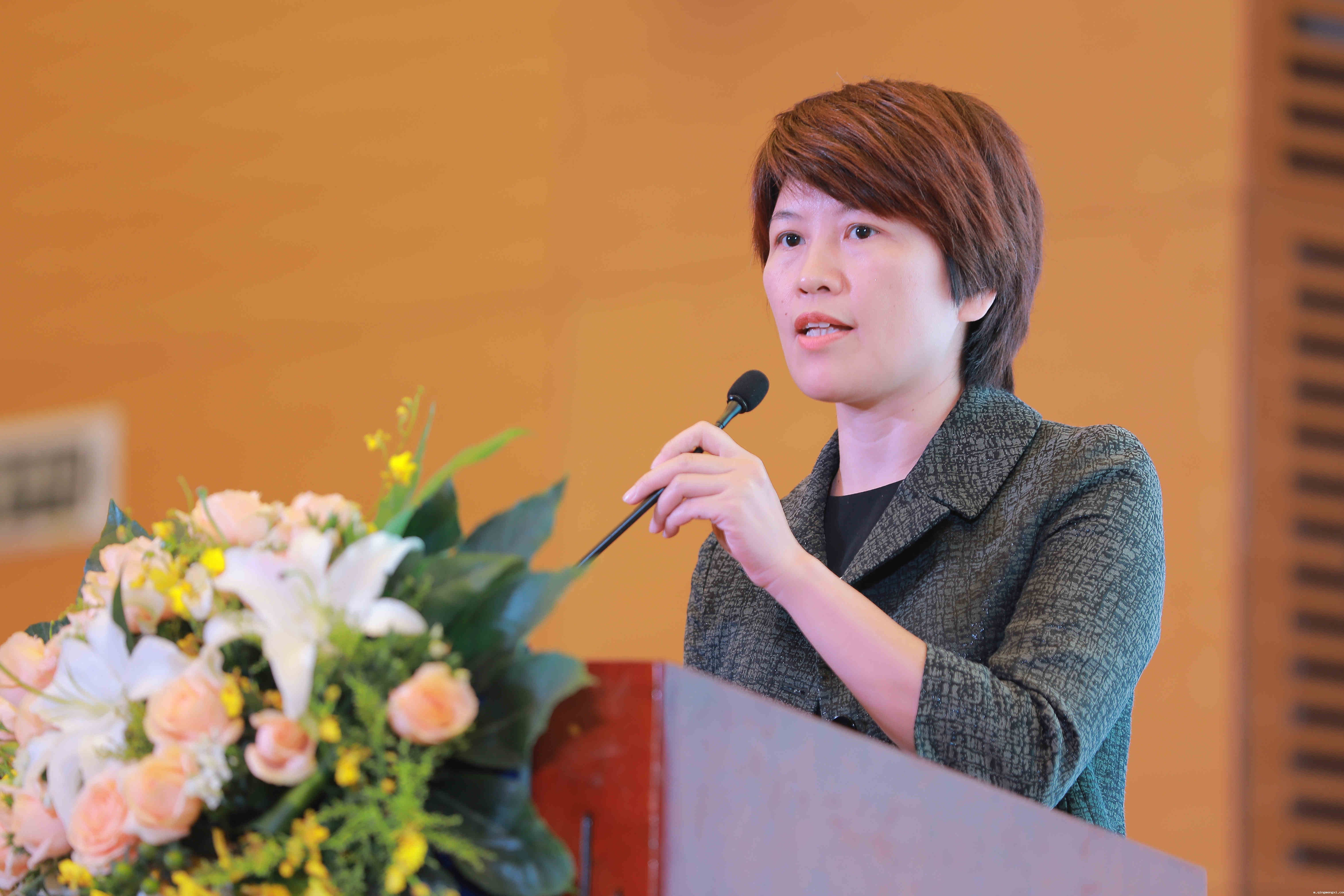 170501209.jpg May-Wei.jpg