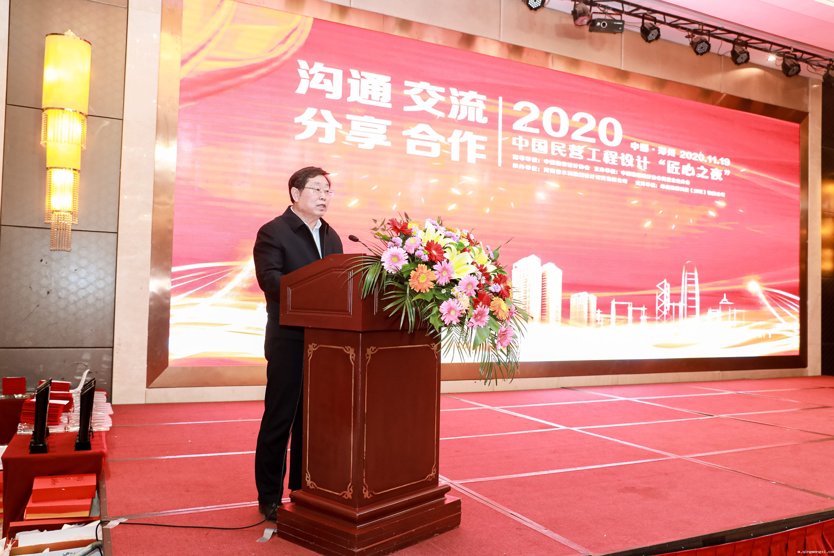 120428990.jpg 9H3A2880_副本.jpg